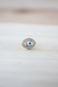 mini ojo de nácar con piedra azul