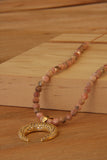 collar corto luna dorada con circonitas